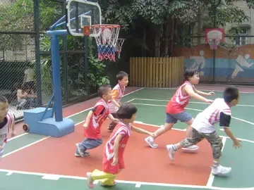 大学篮球运动员的耐力训练方案是什么?_1